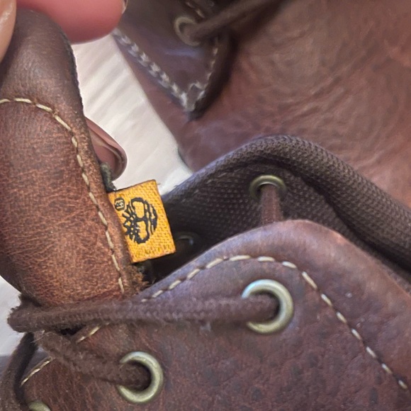 Boys Timberland shoes size 2 - Picture 9 of 9